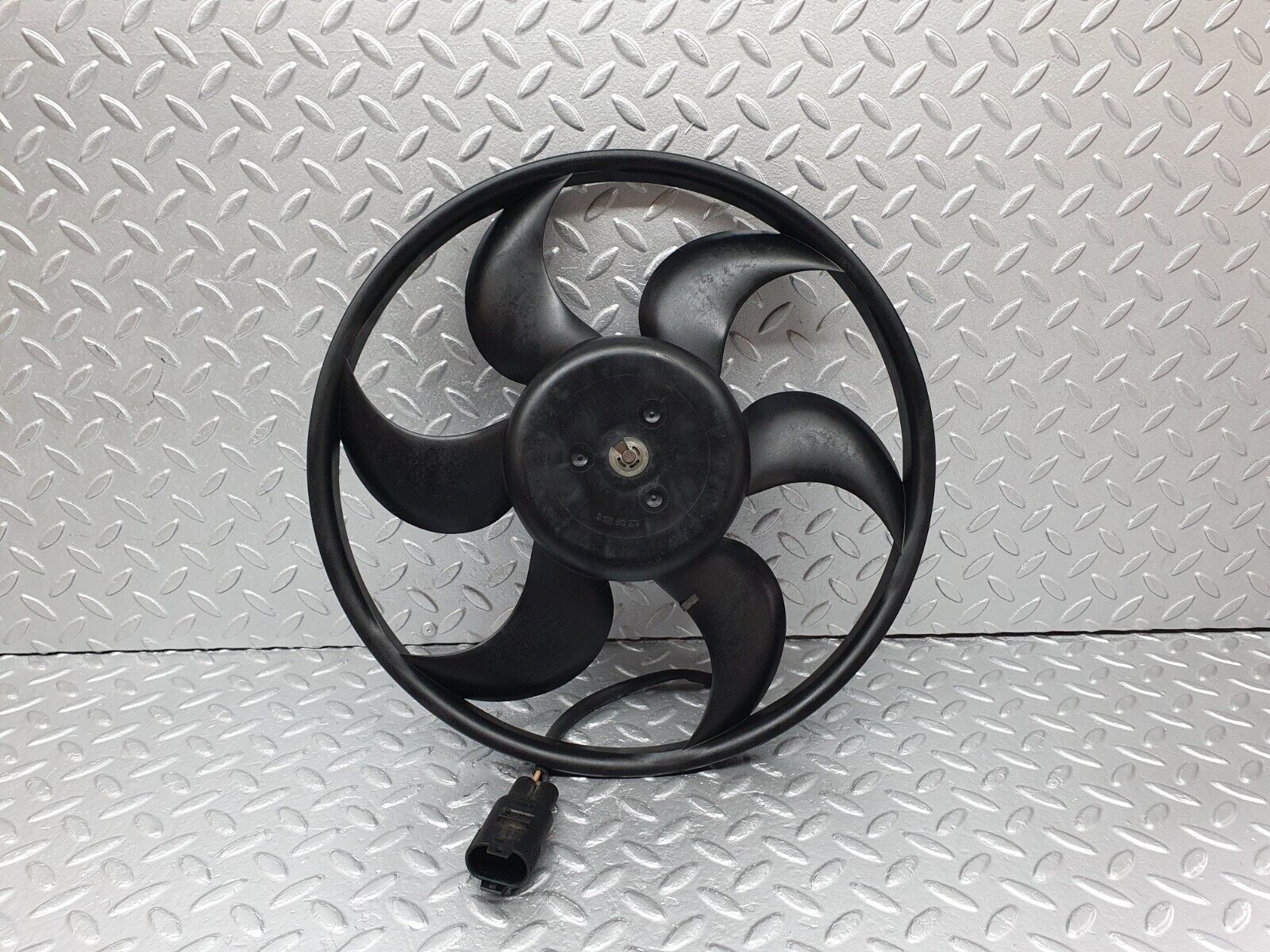 41852 Mercedes-Benz W202 C200 Radiator Cooling Fan 3136613279