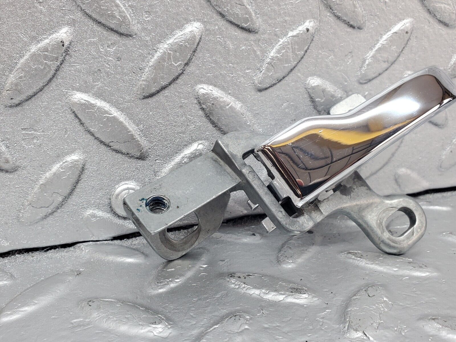 44384 Mercedes-Benz W123 280E Left Interior Door Handle 1237600161