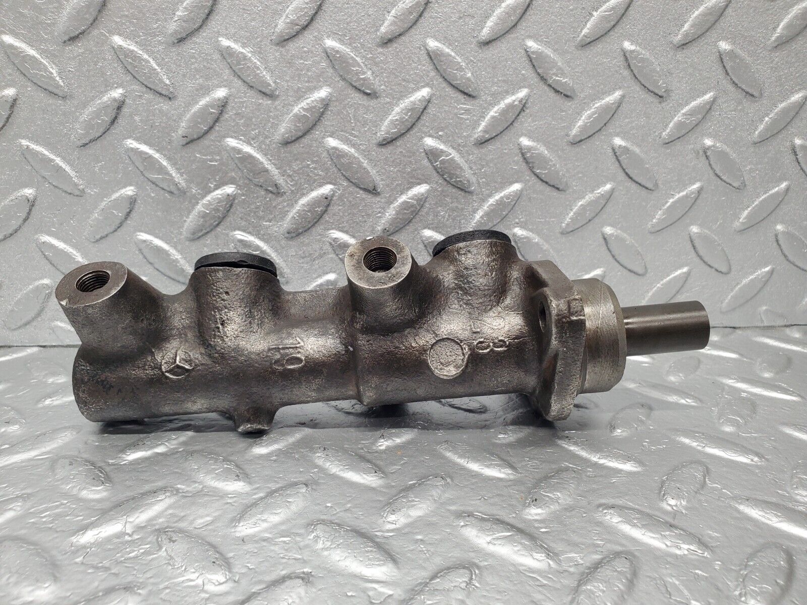 46523 Mercedes-Benz C123 280CE Coupe Brake Master Cylinder ATE