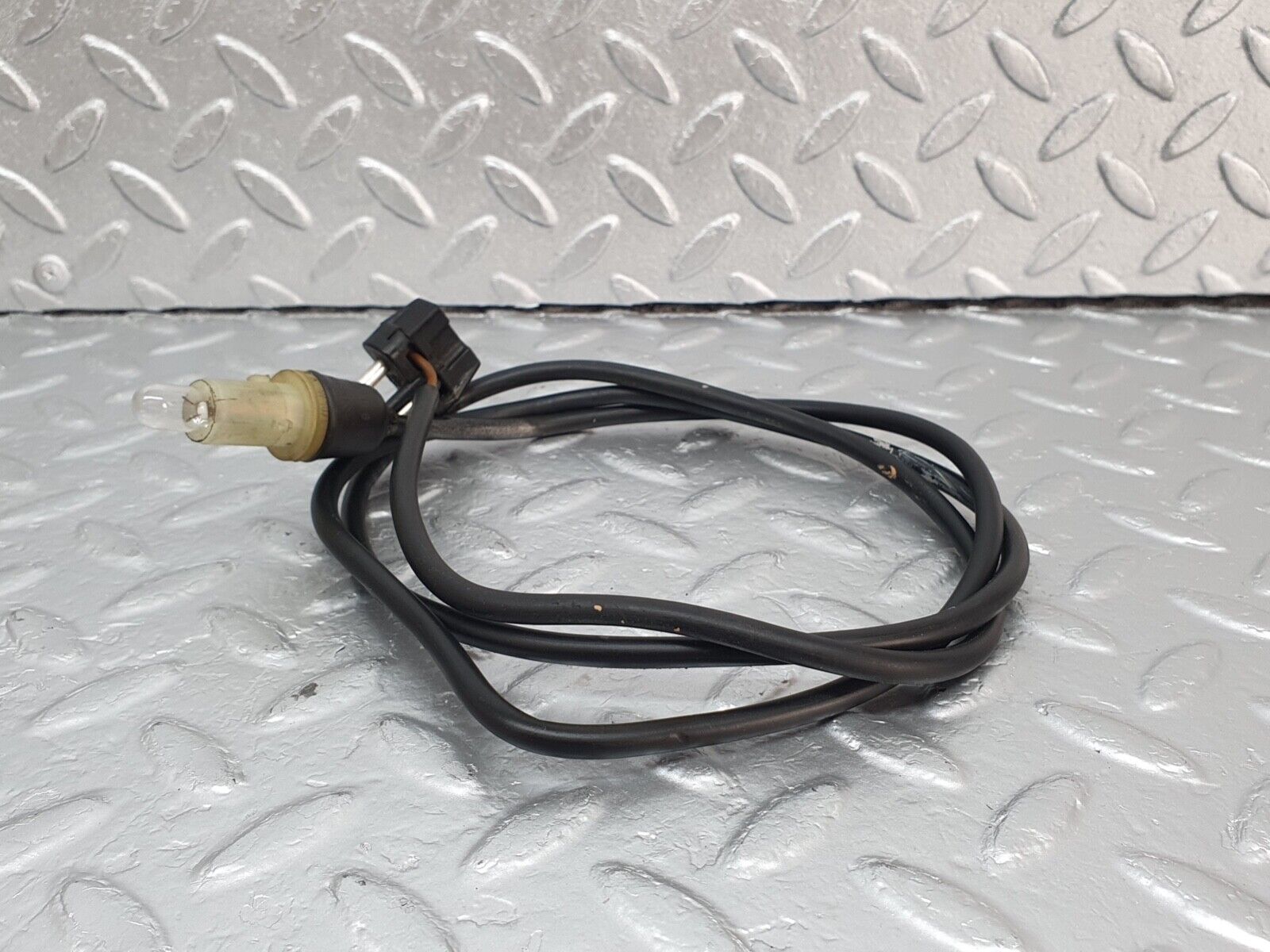 43005 Mercedes-Benz W201 190 Front Wing Indicator Cable Wire 1249971881
