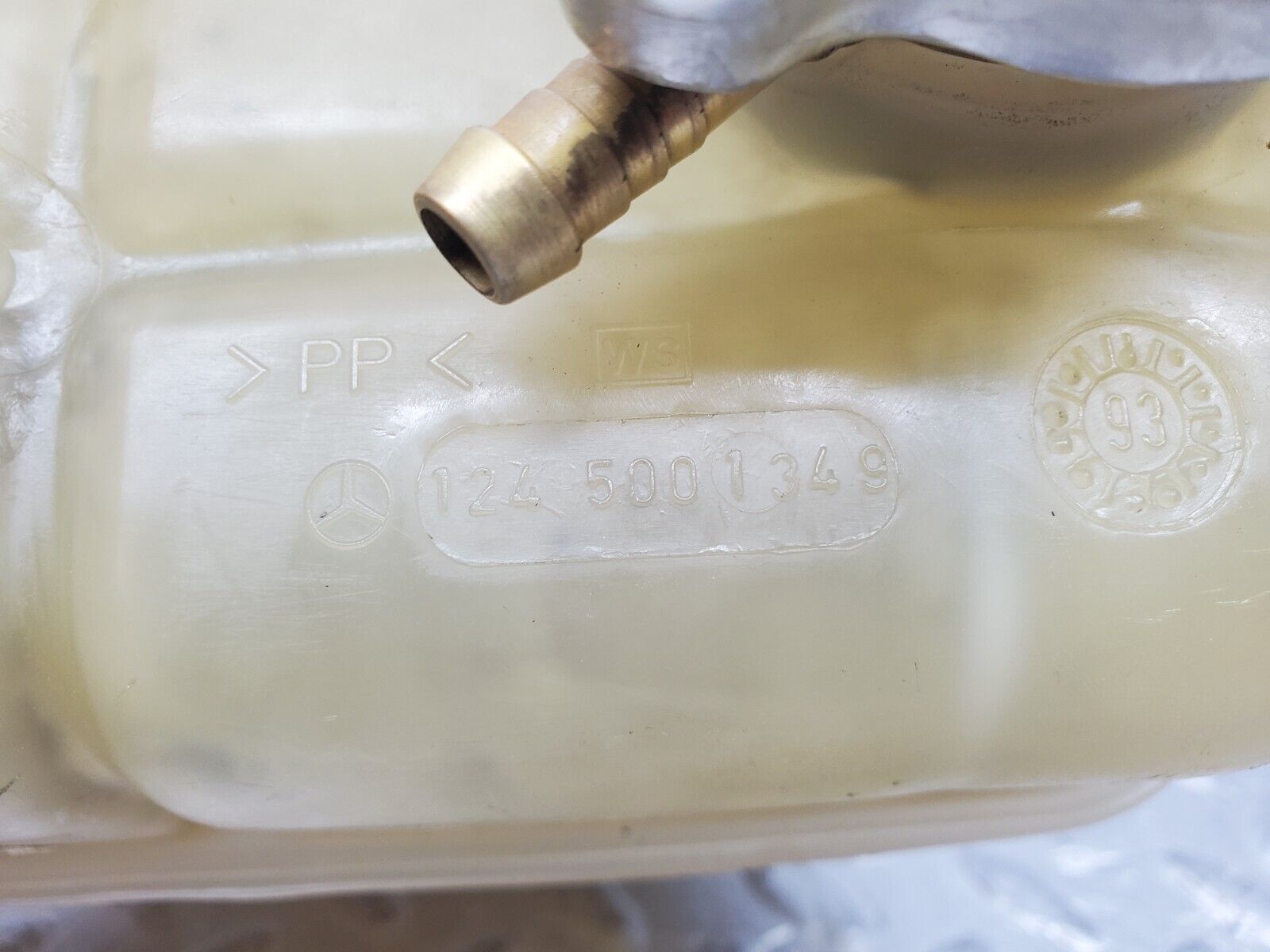 44783 Mercedes-Benz W124 220E Coolant Reservoir Tank 1245001349 1245000406