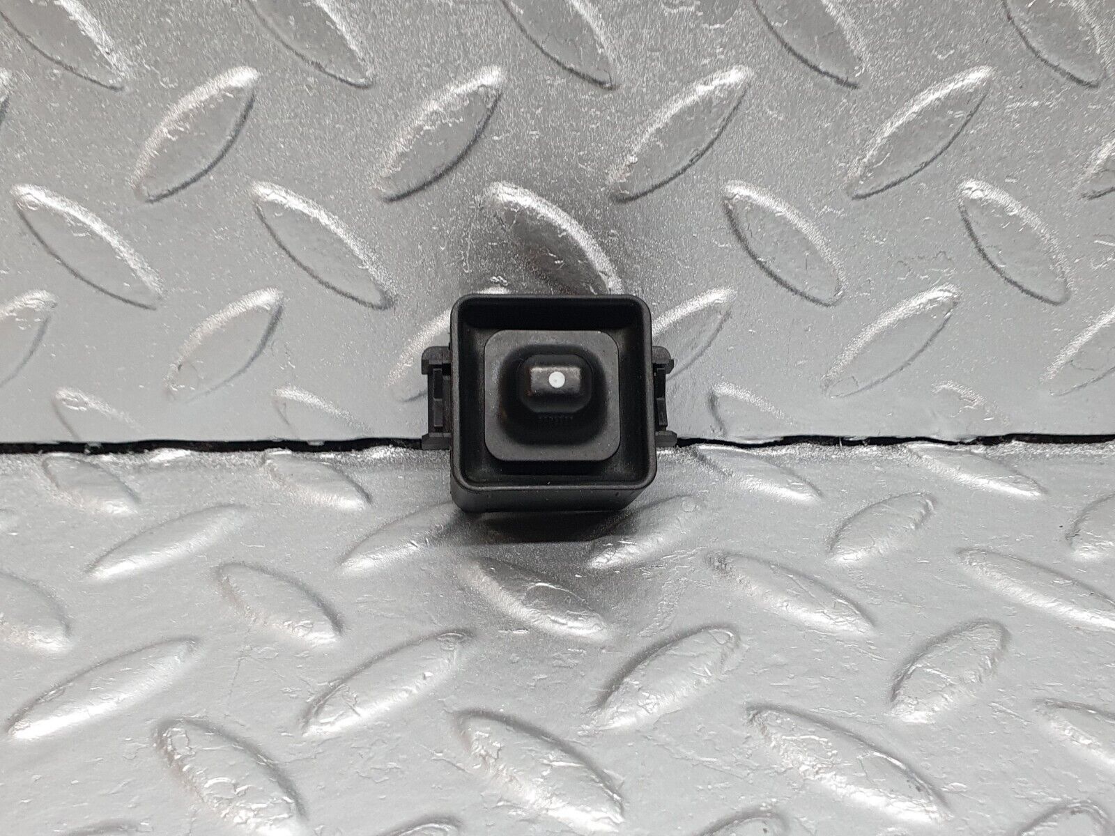 41651 Mercedes-Benz W124 200E Electric Mirror Adjust Switch 1248201810