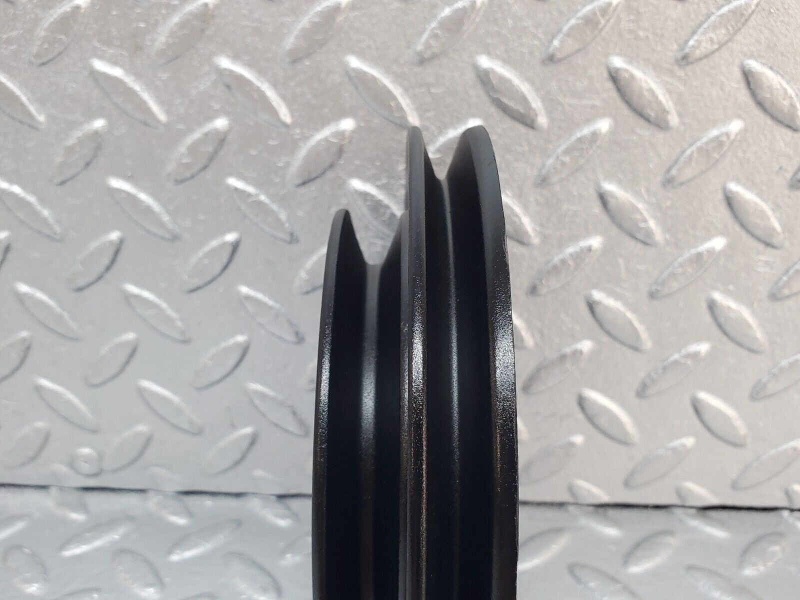 45421 Mercedes-Benz 280E M110.983 Crankshaft Pulley 1100320904