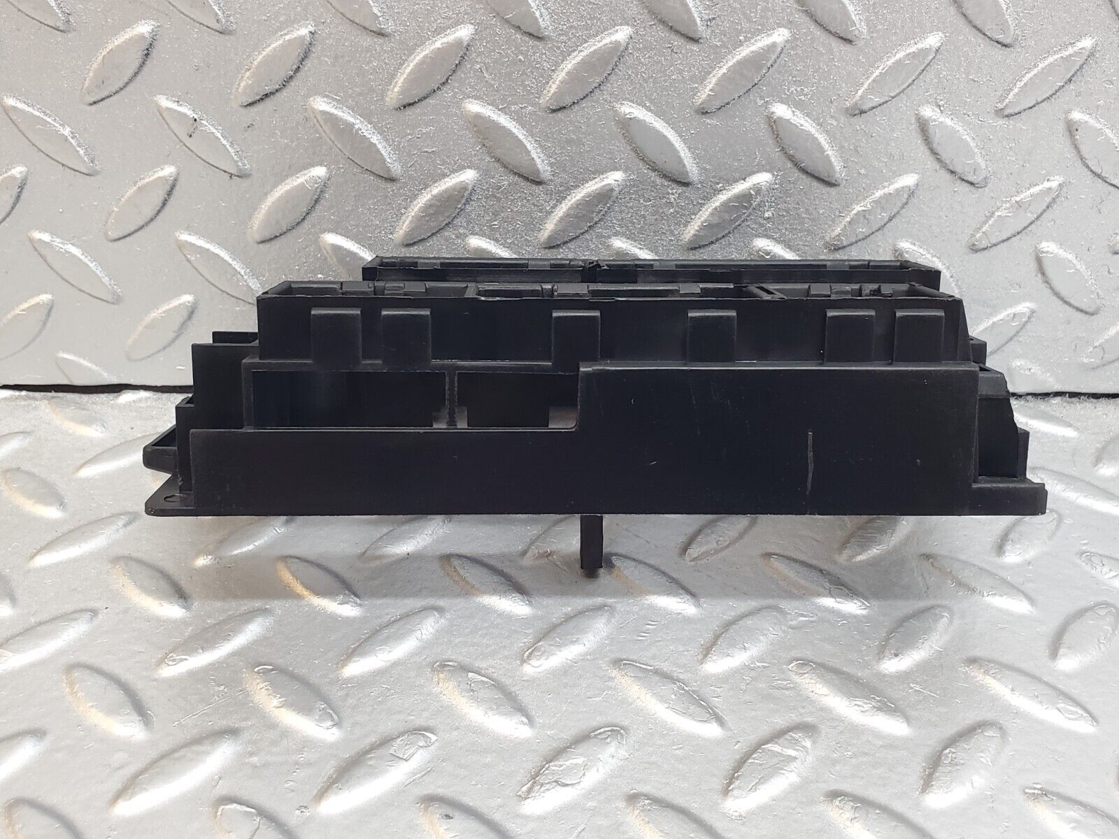 44723 Mercedes-Benz W124 220E Fuse Relay Holder Bracket 1245450140