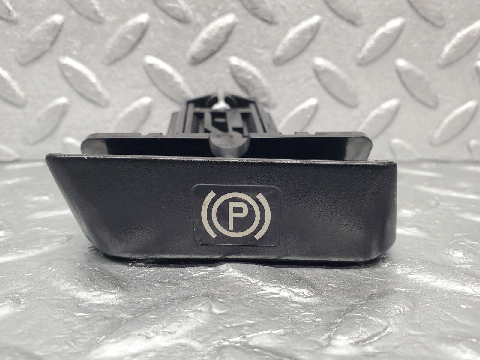 46011 Mercedes-Benz W220 S430 Parking Brake Release Handle 2204270312 2204270220