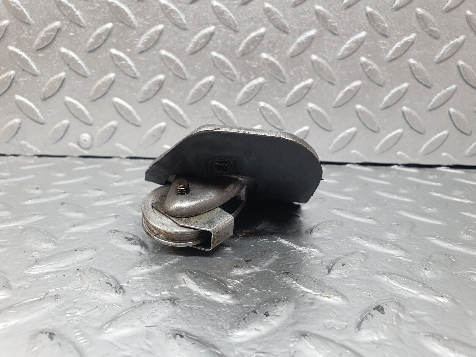 43296 Mercedes-Benz W108 280SE Handbrake Cable Regulator 1084270181