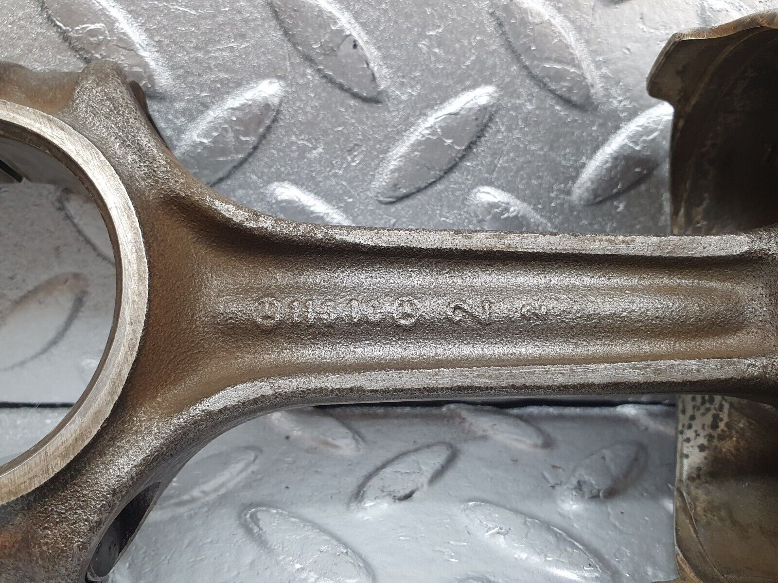 43777 Mercedes-Benz C126 380SEC Coupe Piston With Connecting Rod 88.010 11610