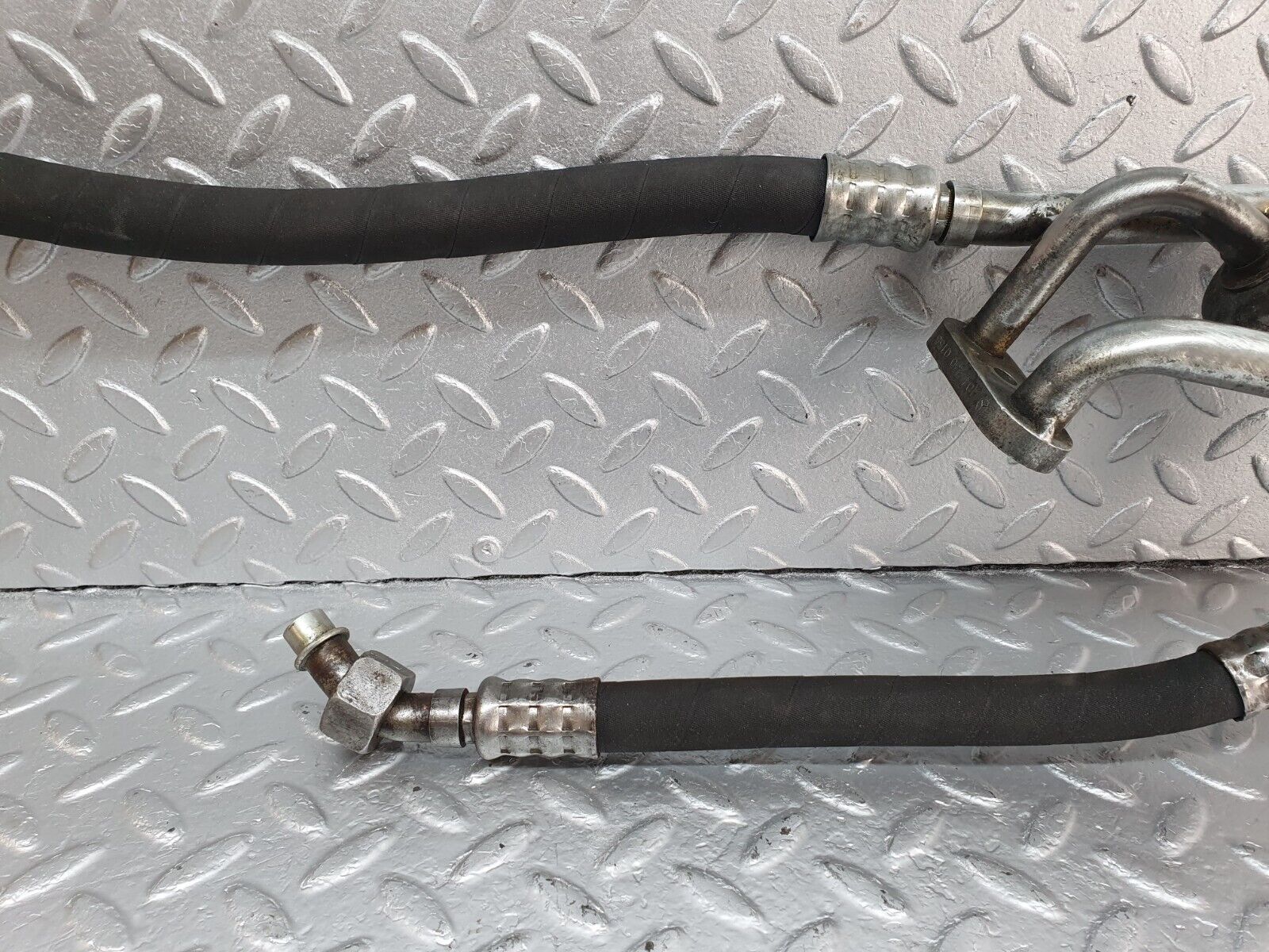 42593 Mercedes-Benz R129 320SL Coupe Air Conditioning Air Dryer 1042300156