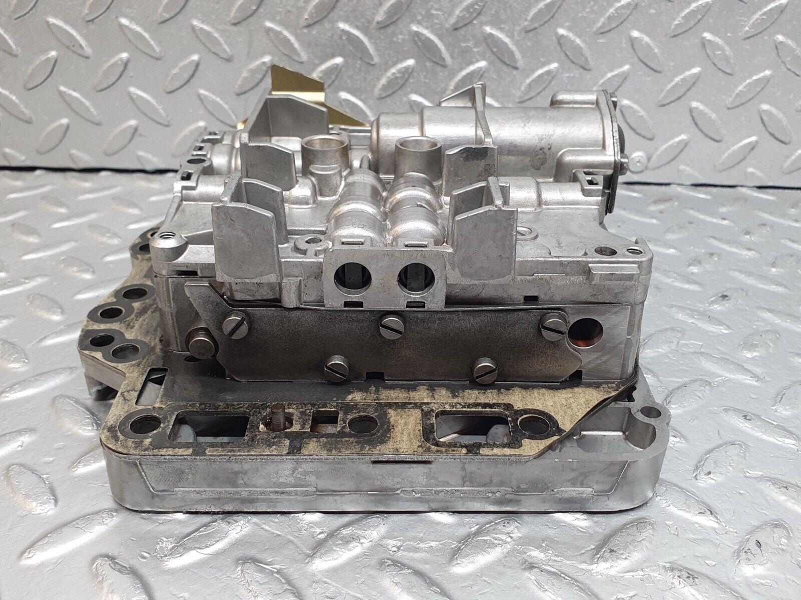 44239 Mercedes-Benz C107 350SLC Coupe Automatic Gearbox Valve Body 722.001 1162770401 1162701207