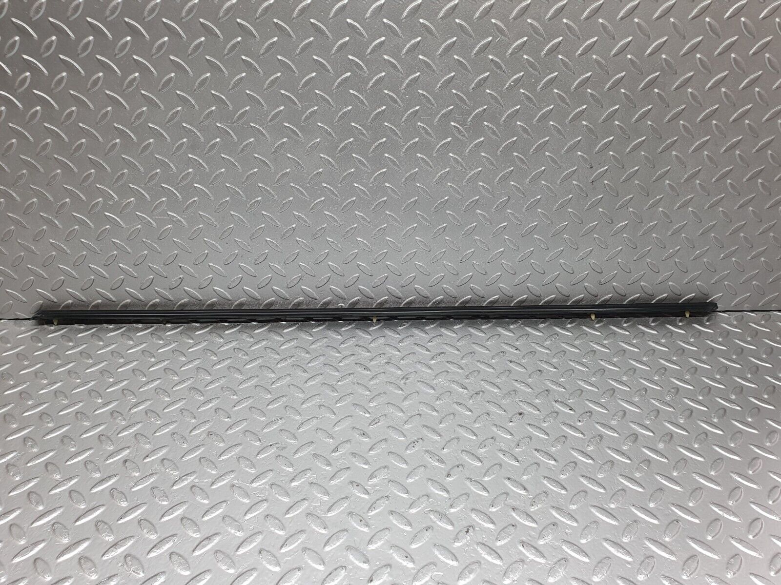 43456 Mercedes-Benz W108 280SE Front Left Door Centre Moulding Trim