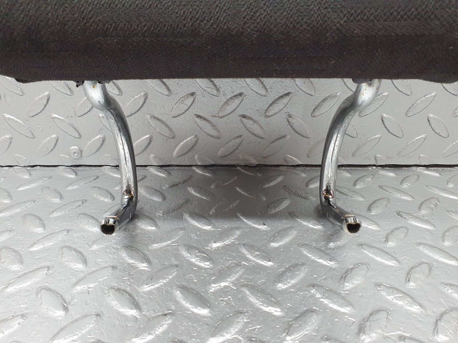 41829 Mercedes-Benz W202 C200 Rear Right Headrest