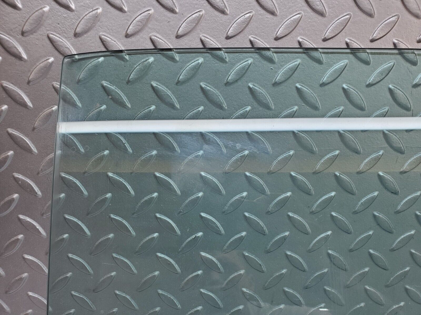 45310 Mercedes-Benz R129 300SL Coupe Right Door Window Glass