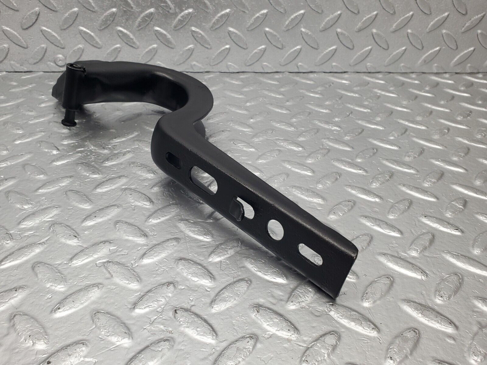 46641 Mercedes-Benz C123 280CE Coupe Trunk Lid Hinge Left Side 1237500187