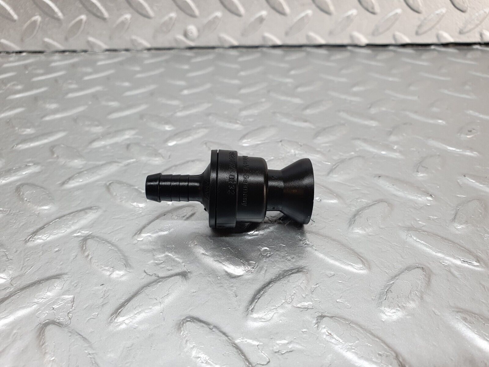 42949 Mercedes-Benz W201 190 2.0L Fuel Tank Vent Valve 2014760232