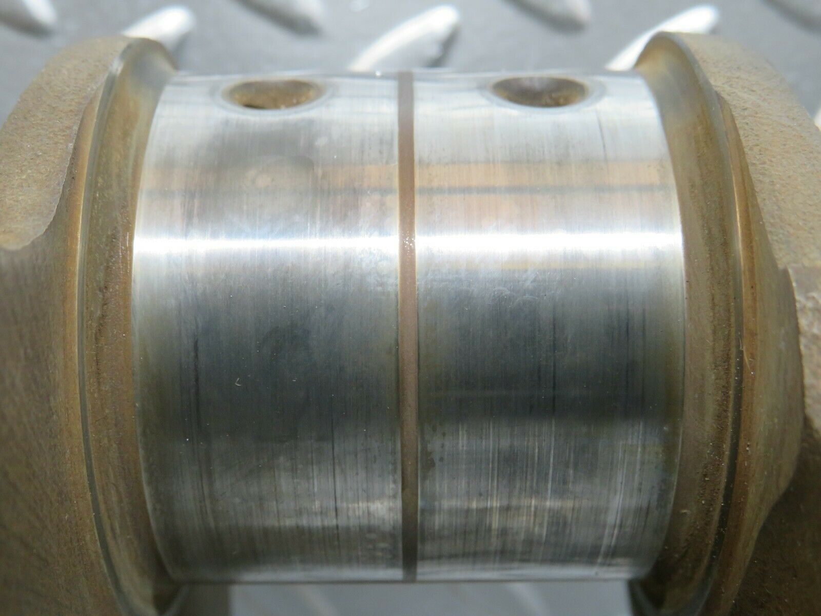 23879 Mercedes-Benz R107 450SL Crankshaft 1170311001