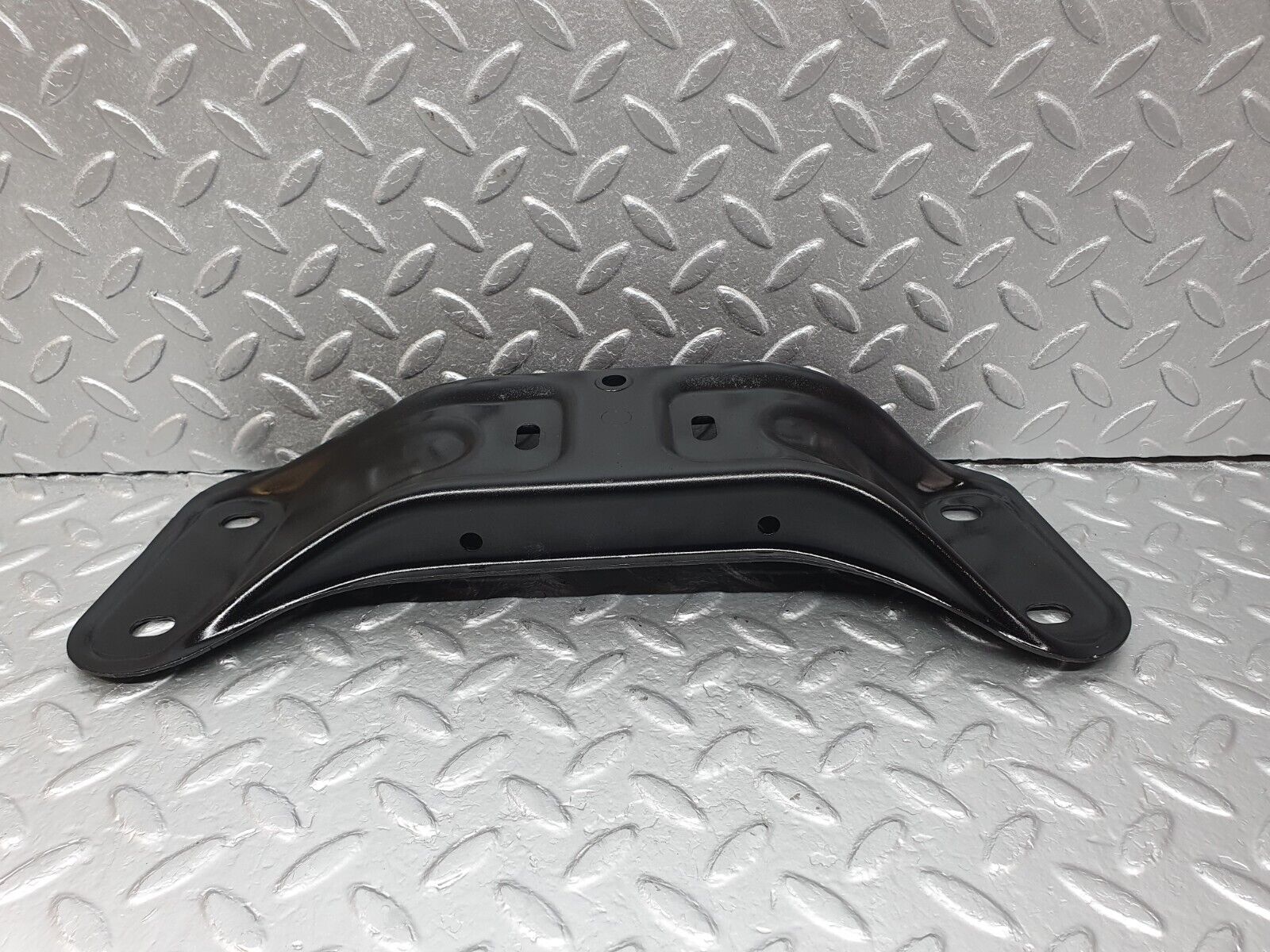 42213 Mercedes-Benz R129 320SL Coupe Gearbox Mount Bracket