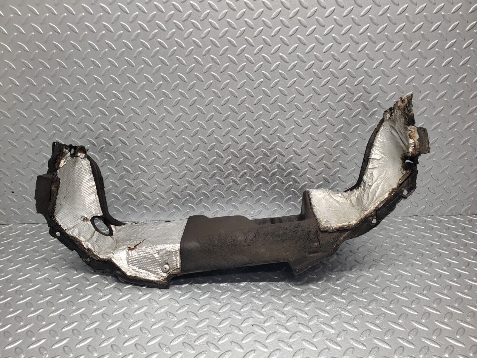 46017 Mercedes-Benz W126 420SE Firewall Heat Shield