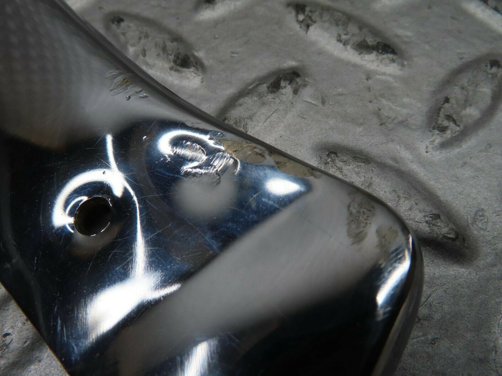 15617 Mercedes-Benz R107 450SL Right Door Chrome Cover