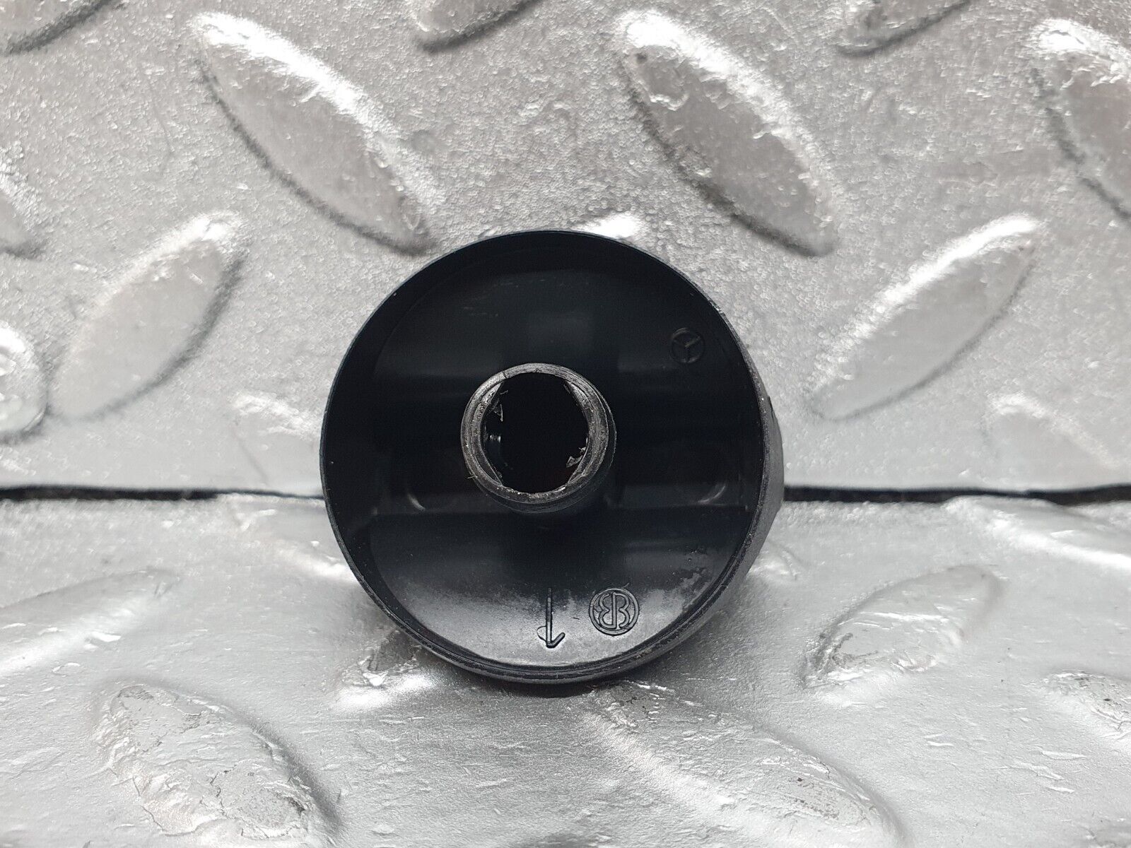 44087 Mercedes-Benz C123 230CE Coupe Headlight Switch Knob 1075450530