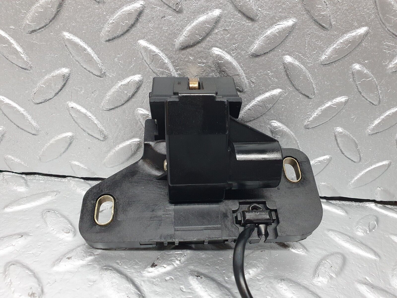 42232 Mercedes-Benz R129 320SL Coupe Trunk Lock 1298001810