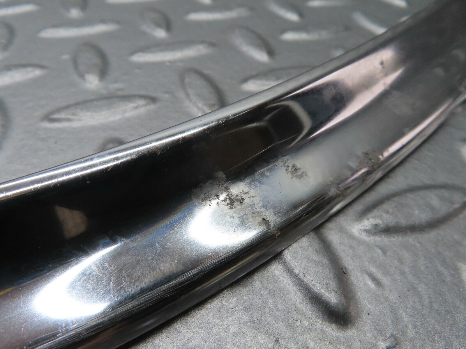 20539 Mercedes-Benz R107 450SL Soft Top Cover Chrome Moulding Trim