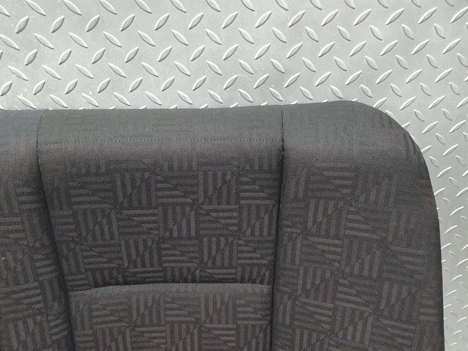 41990 Mercedes-Benz W202 C200 Rear Seat 2029200550 2029202916