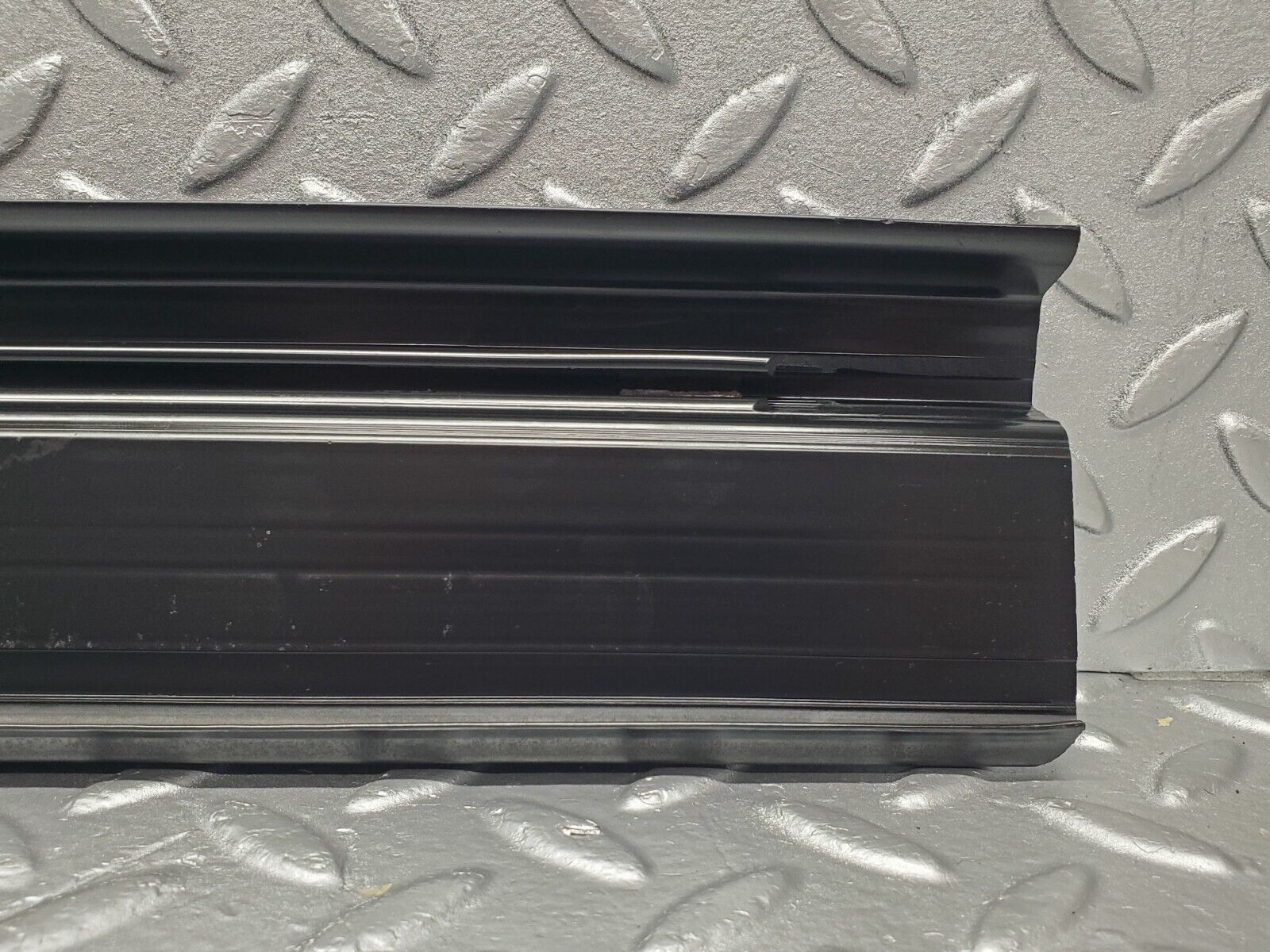 46330 Mercedes-Benz C123 280CE Coupe Door Sill Trim Black Left Side