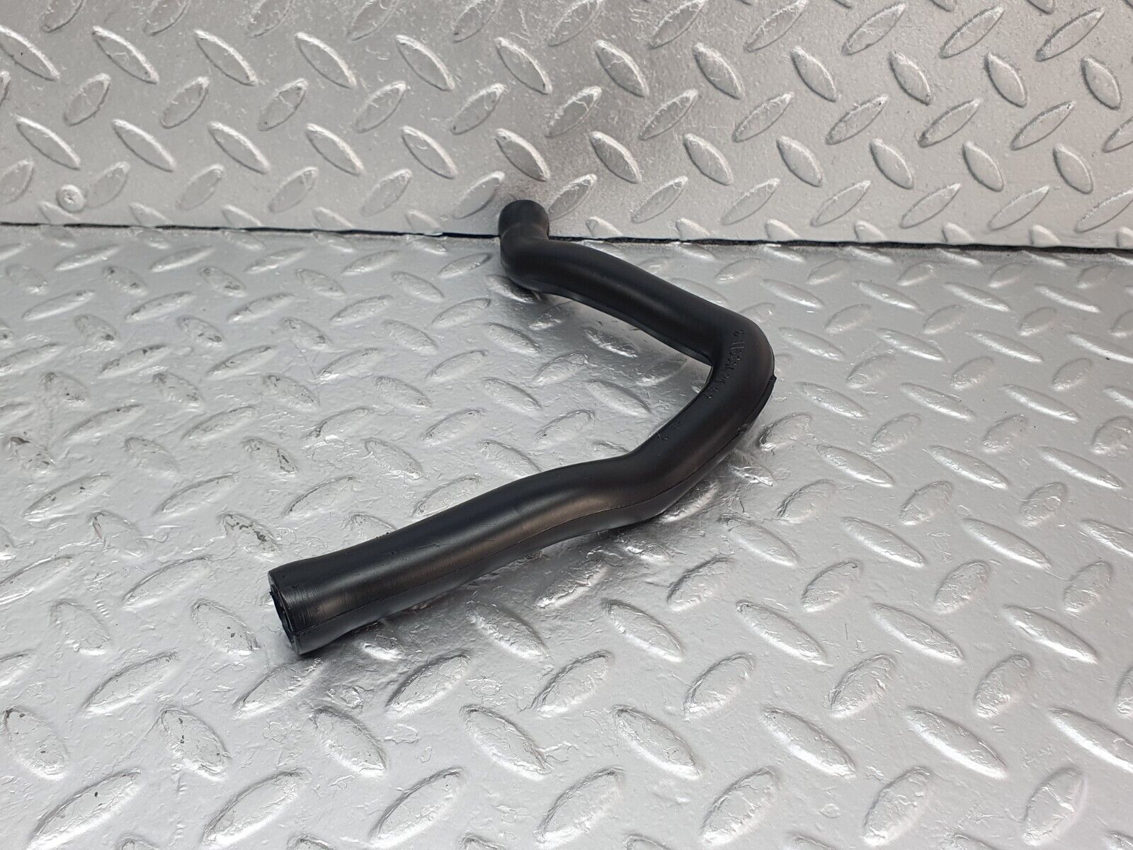 43665 Mercedes-Benz C126 380SEC Coupe Air Intake Hose Pipe 1160942182