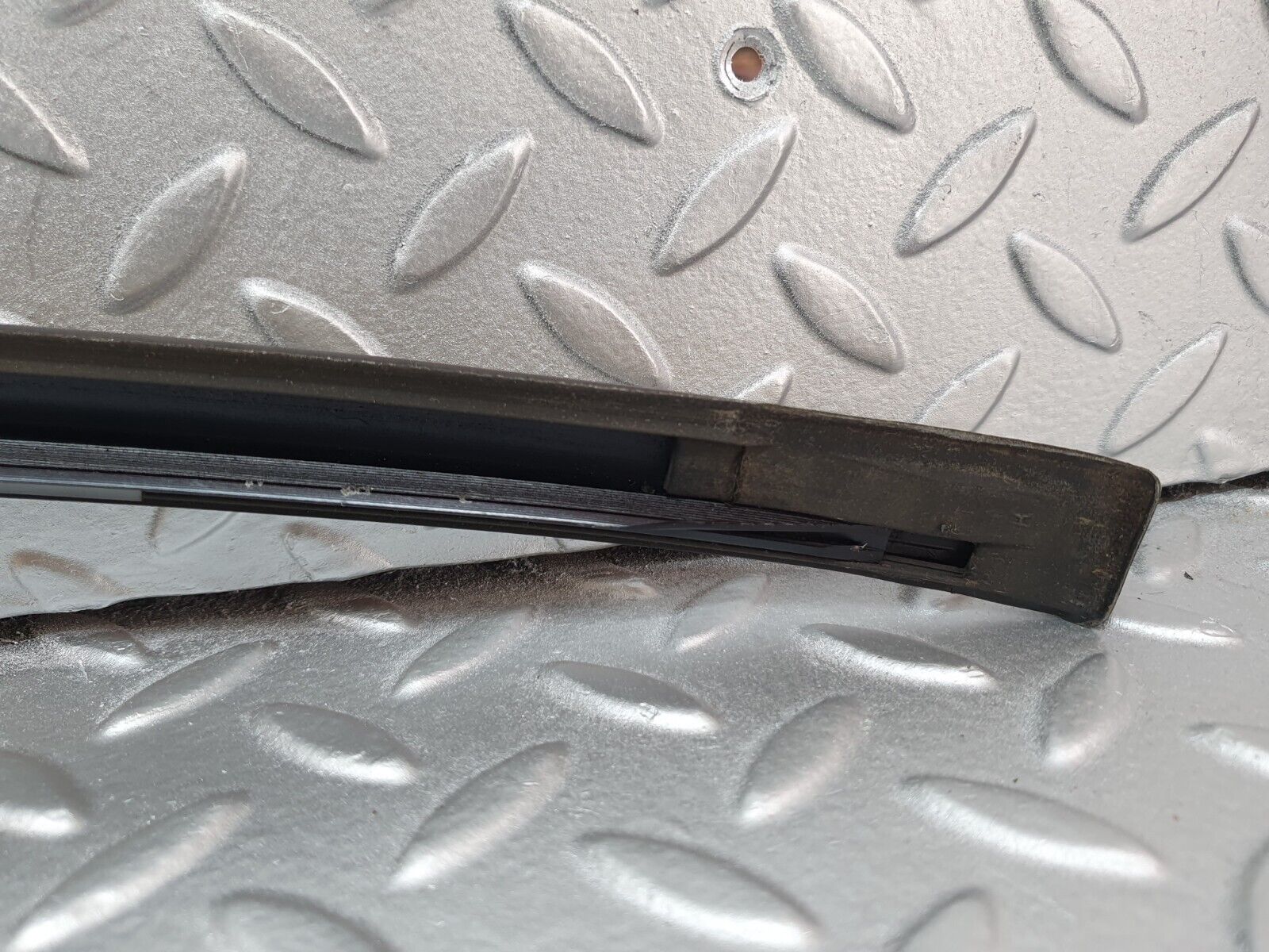 42112 Mercedes-Benz W202 C200 Roof Trim Right Side