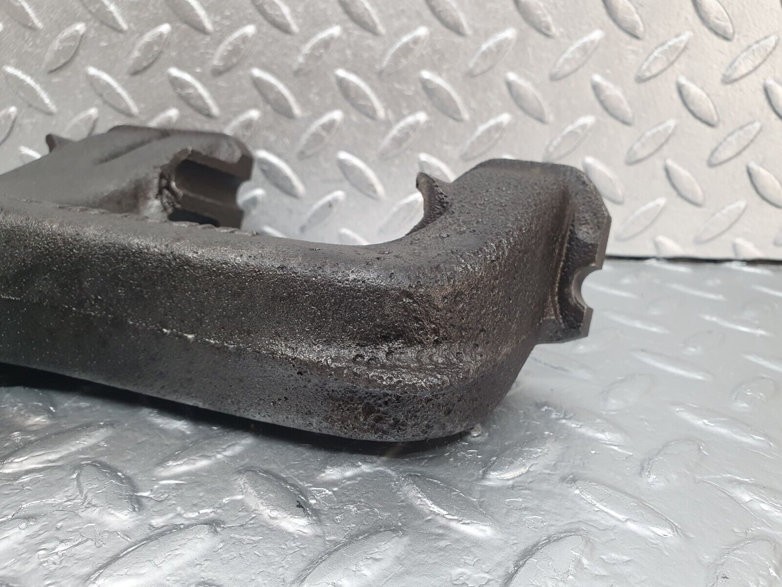 43318 Mercedes-Benz W108 280SE Exhaust Manifold Cylinder 1-3 1291420102