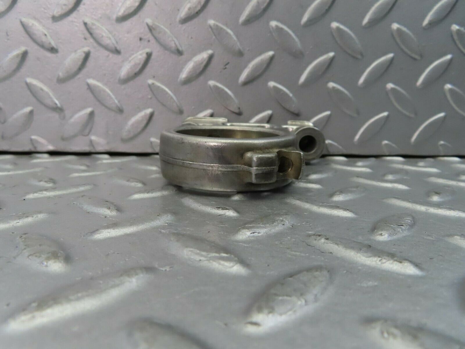 9082 Mercedes-Benz R107 Camshaft Tower Bearing 1160512112