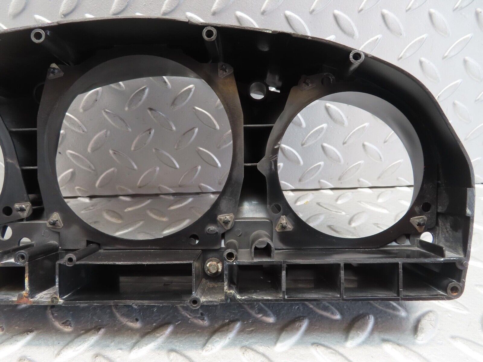 11648 Mercedes-Benz R107 450SL Instrument Cluster Housing 87001021