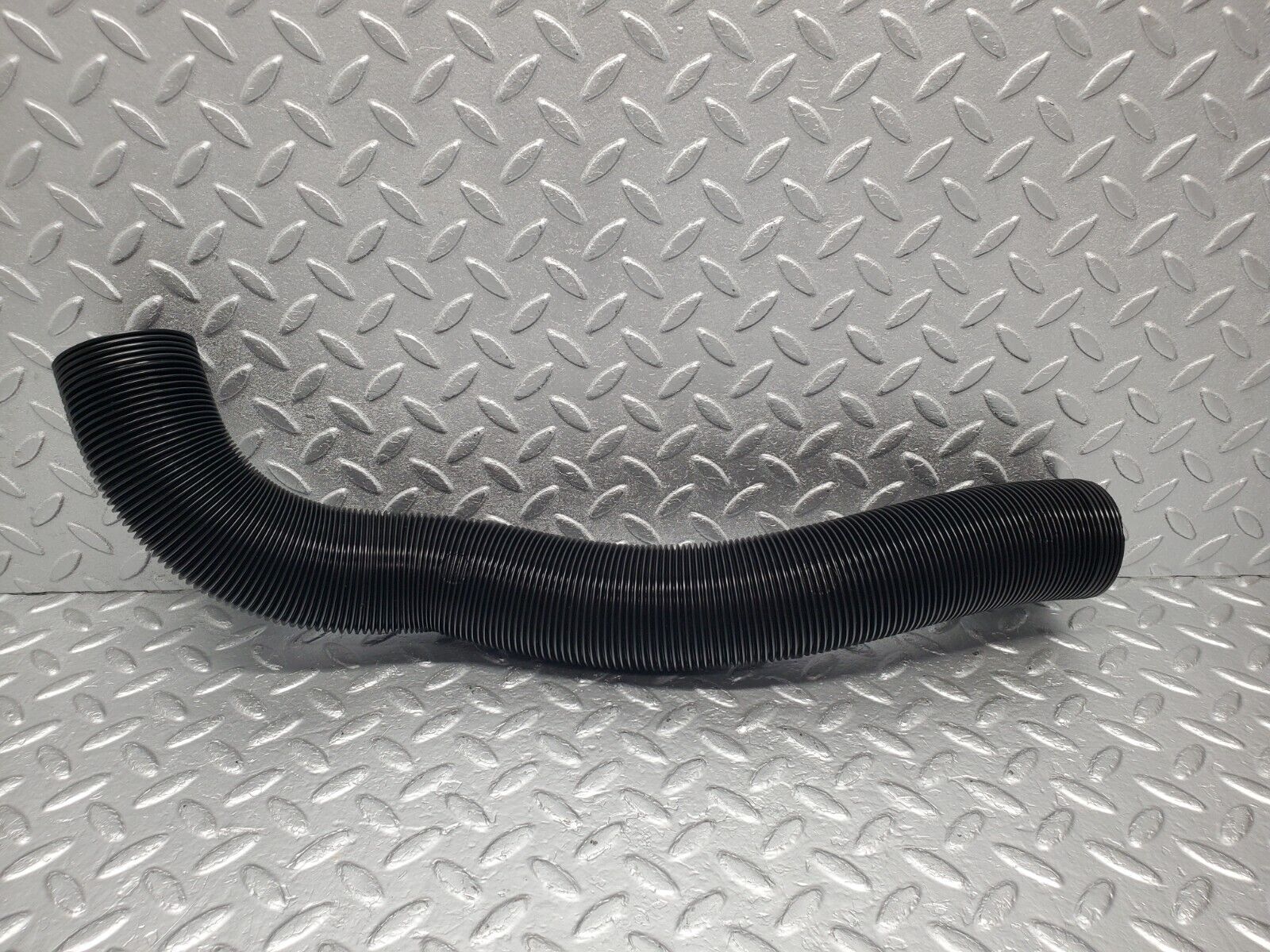 46338 Mercedes-Benz C123 280CE Coupe Heater Pipe Air Pipe Left Side