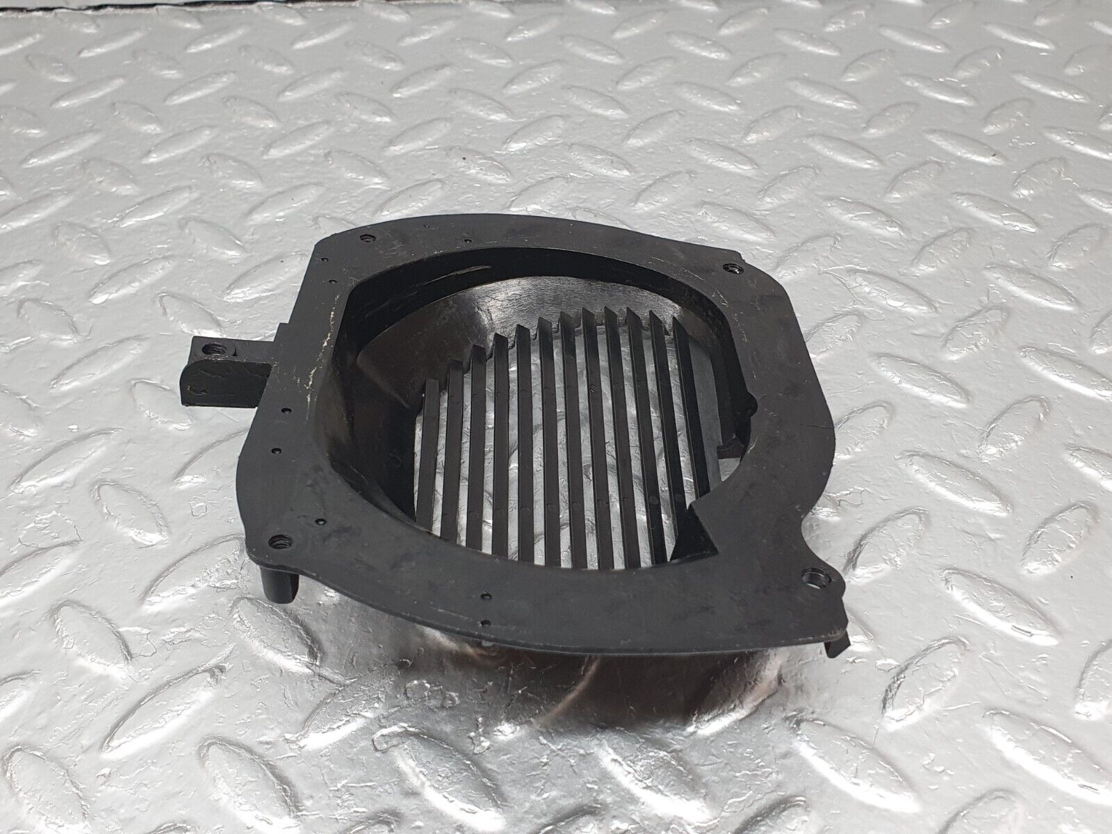 41744 Mercedes-Benz W202 C200 Rear Right Door Speaker Cover 2028270883