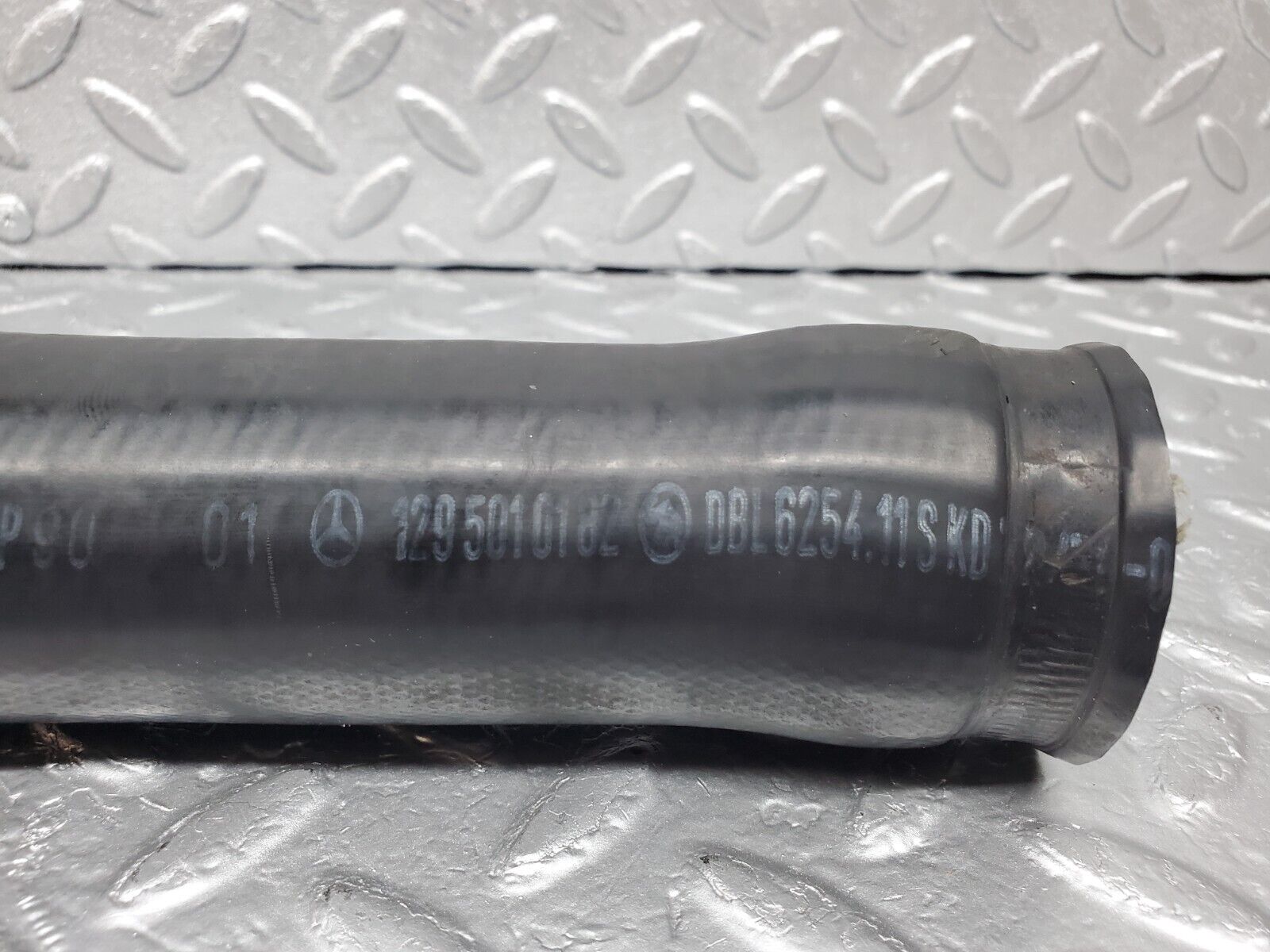 45097 Mercedes-Benz R129 300SL Coupe Radiator Upper Coolant Hose 1295010182