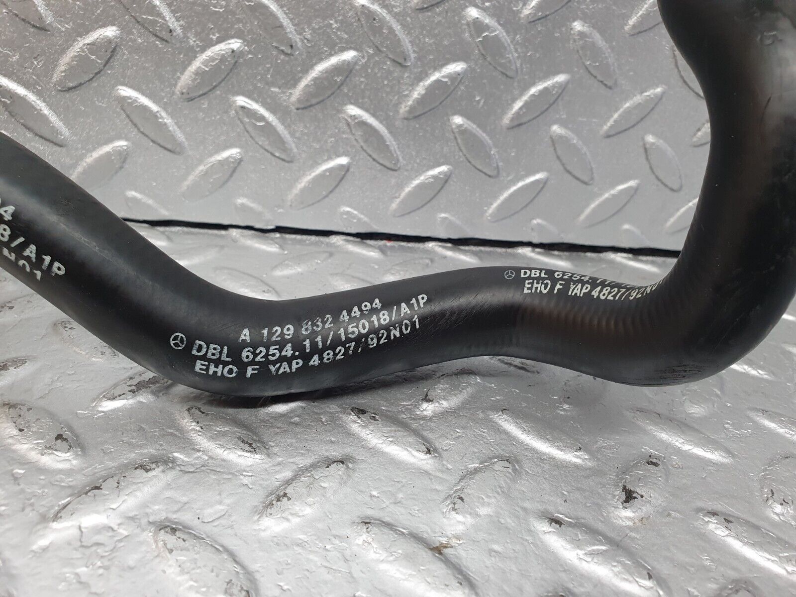 42524 Mercedes-Benz R129 320SL Coupe Coolant Hose Pipe 1298324494