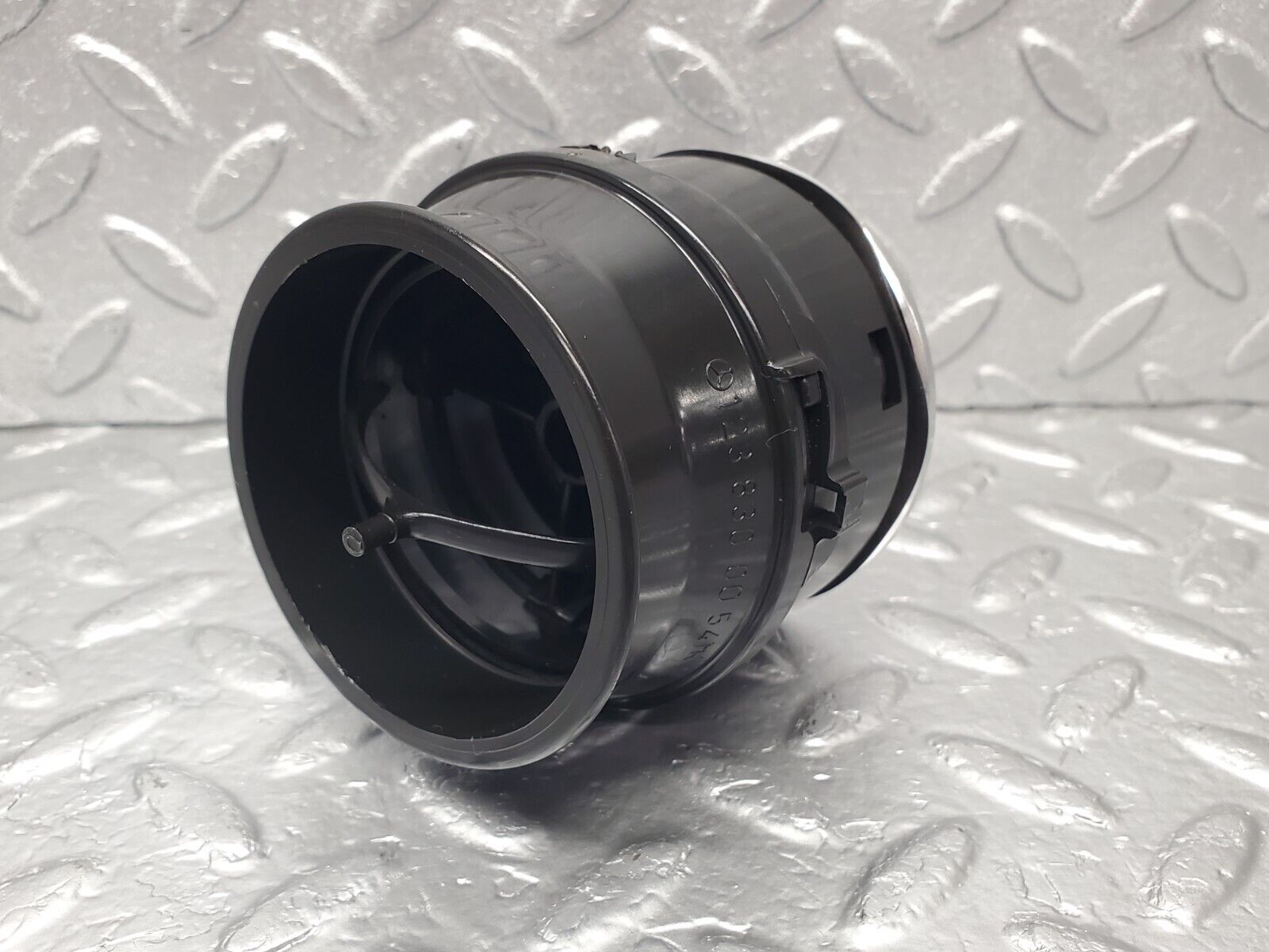 46515 Mercedes-Benz C123 280CE Coupe Dashboard Air Vent 1238300254