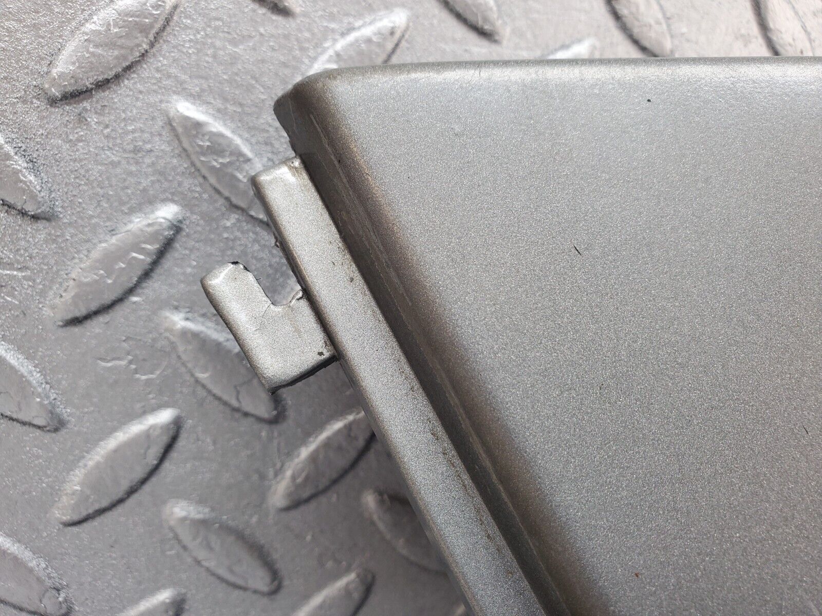 45037 Mercedes-Benz R129 300SL Coupe Rear Left Lower Moulding Trim 1296900540