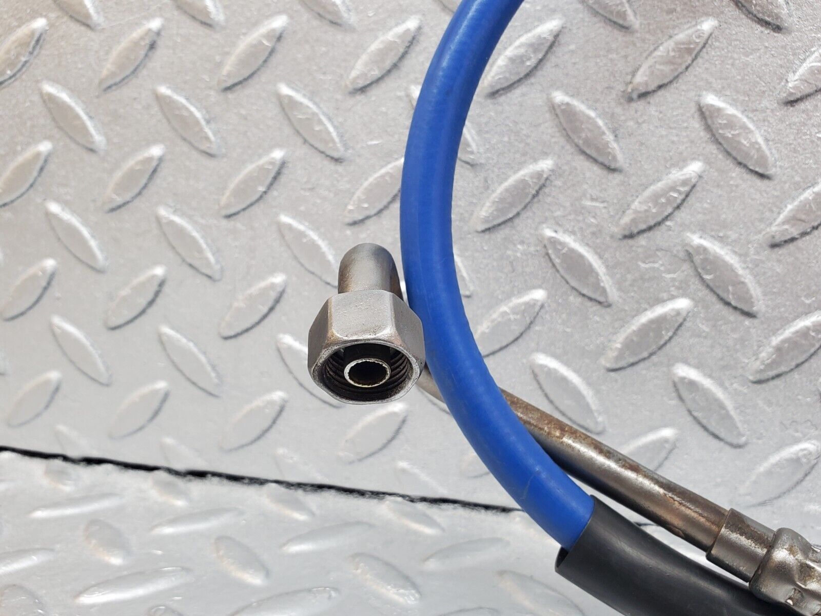 45784 Mercedes-Benz W126 420SE Brake Servo Vacuum Pipe