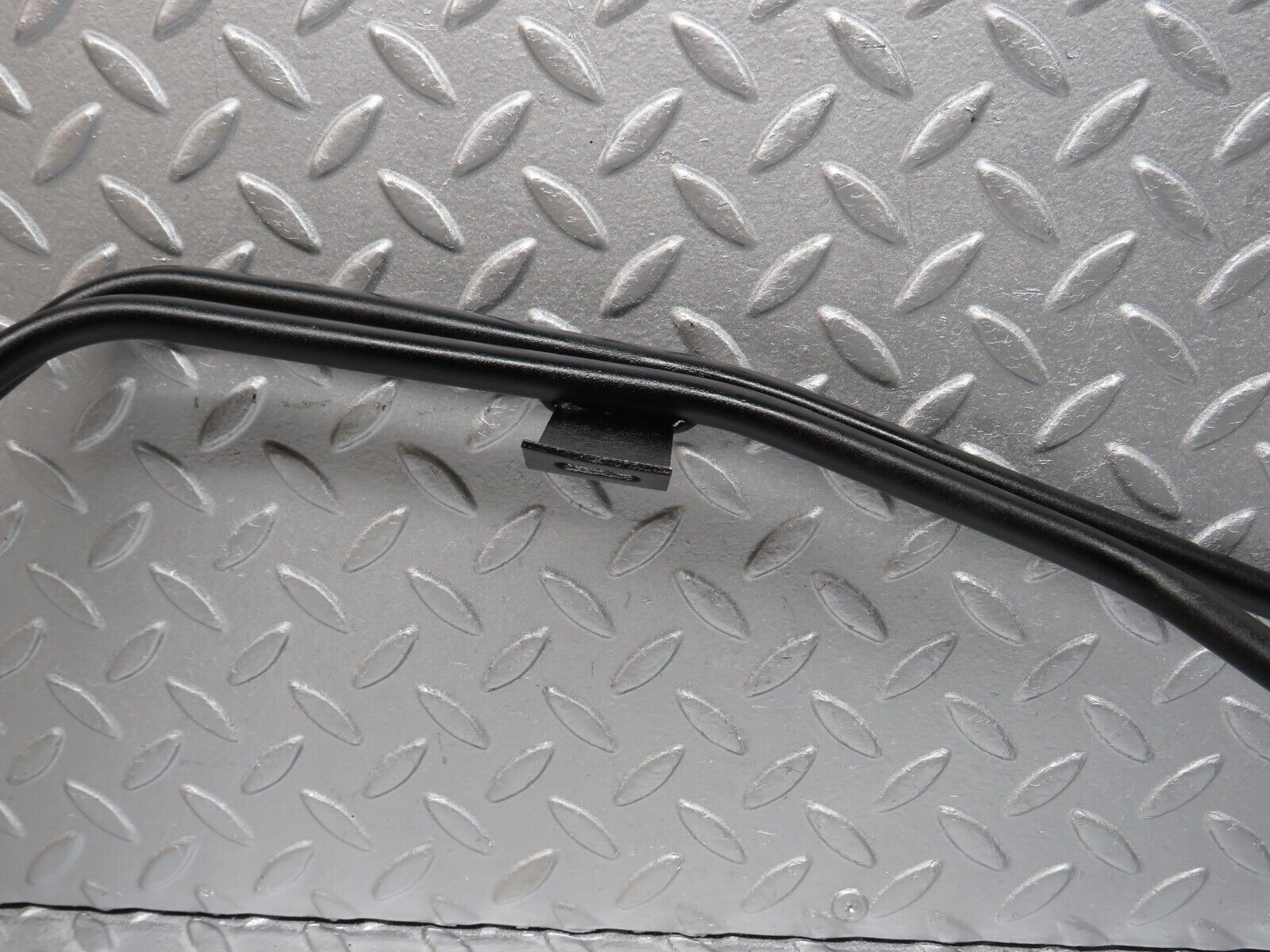 40122 Mercedes-Benz R107 350SL Power Steering Oil Cooler Pipe