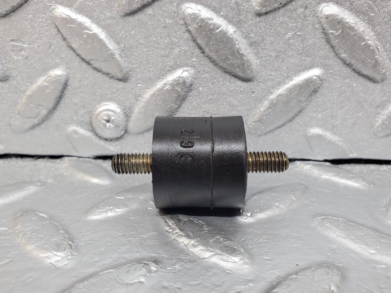 44464 Mercedes-Benz W123 280E Air Filter Box Housing Holder 2X