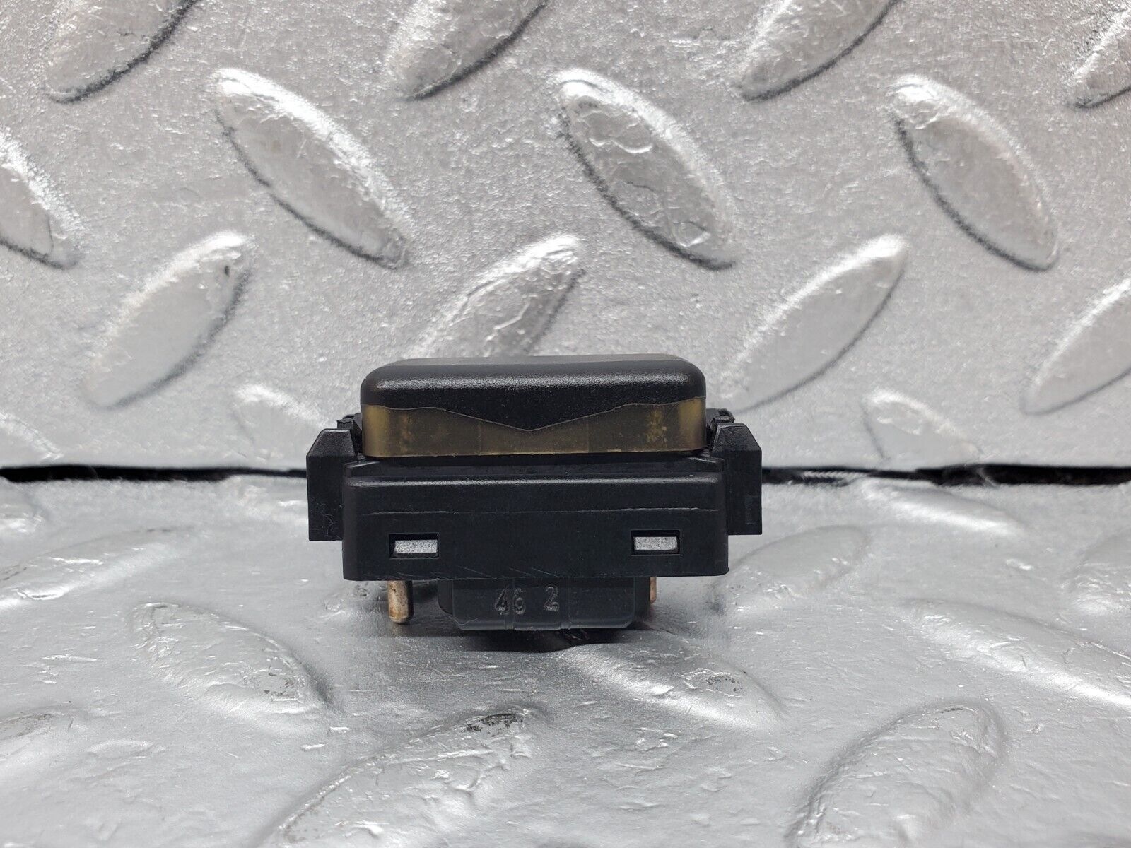 44973 Mercedes-Benz R129 300SL Coupe Alarm Indicator Light 1248203401