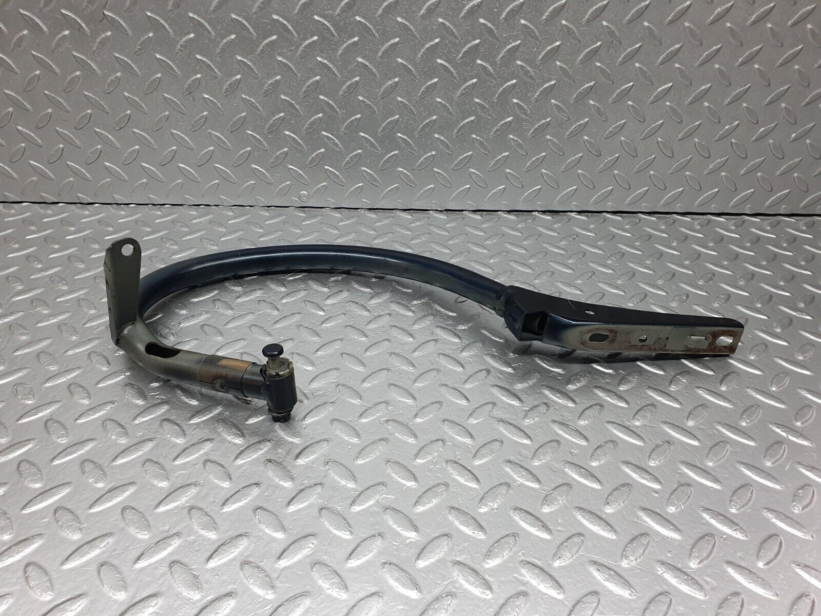 41840 Mercedes-Benz W202 C200 Trunk Boot Lid Hinge Right Side