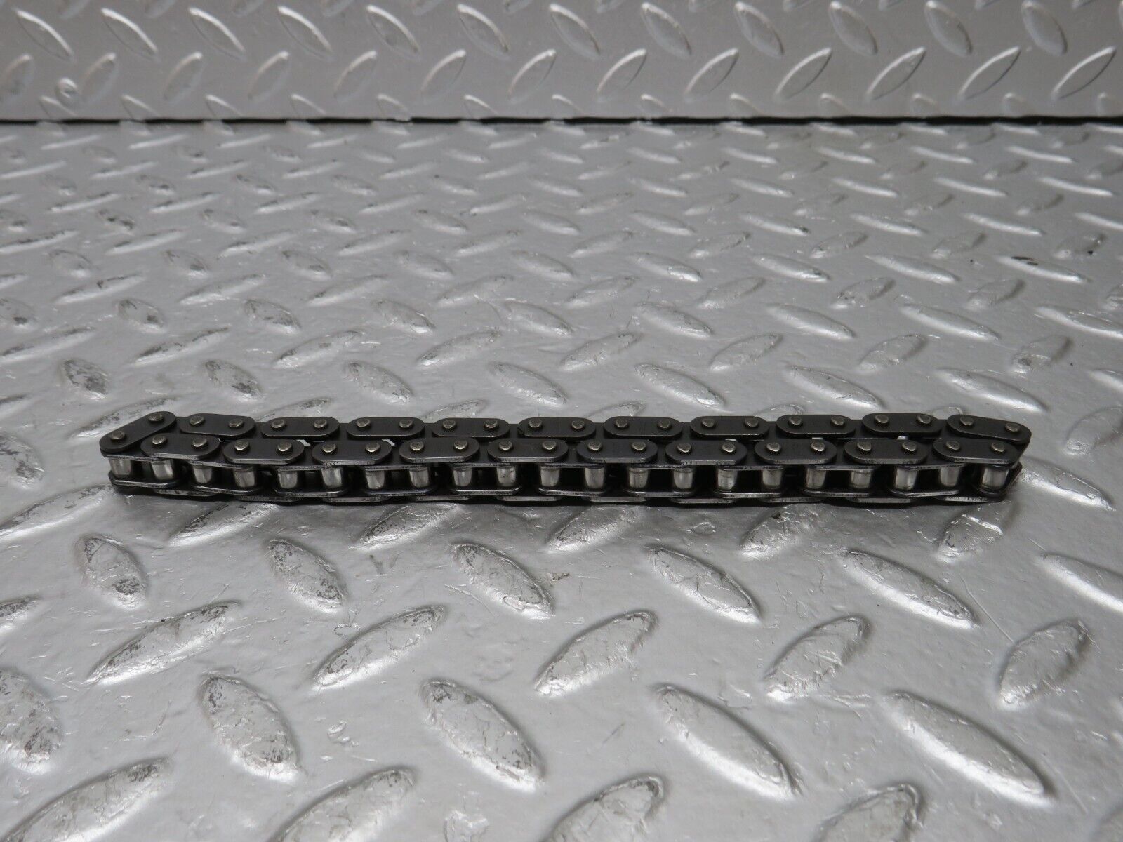 32821 Mercedes-Benz C107 R107 350 V8 Oil Pump Chain