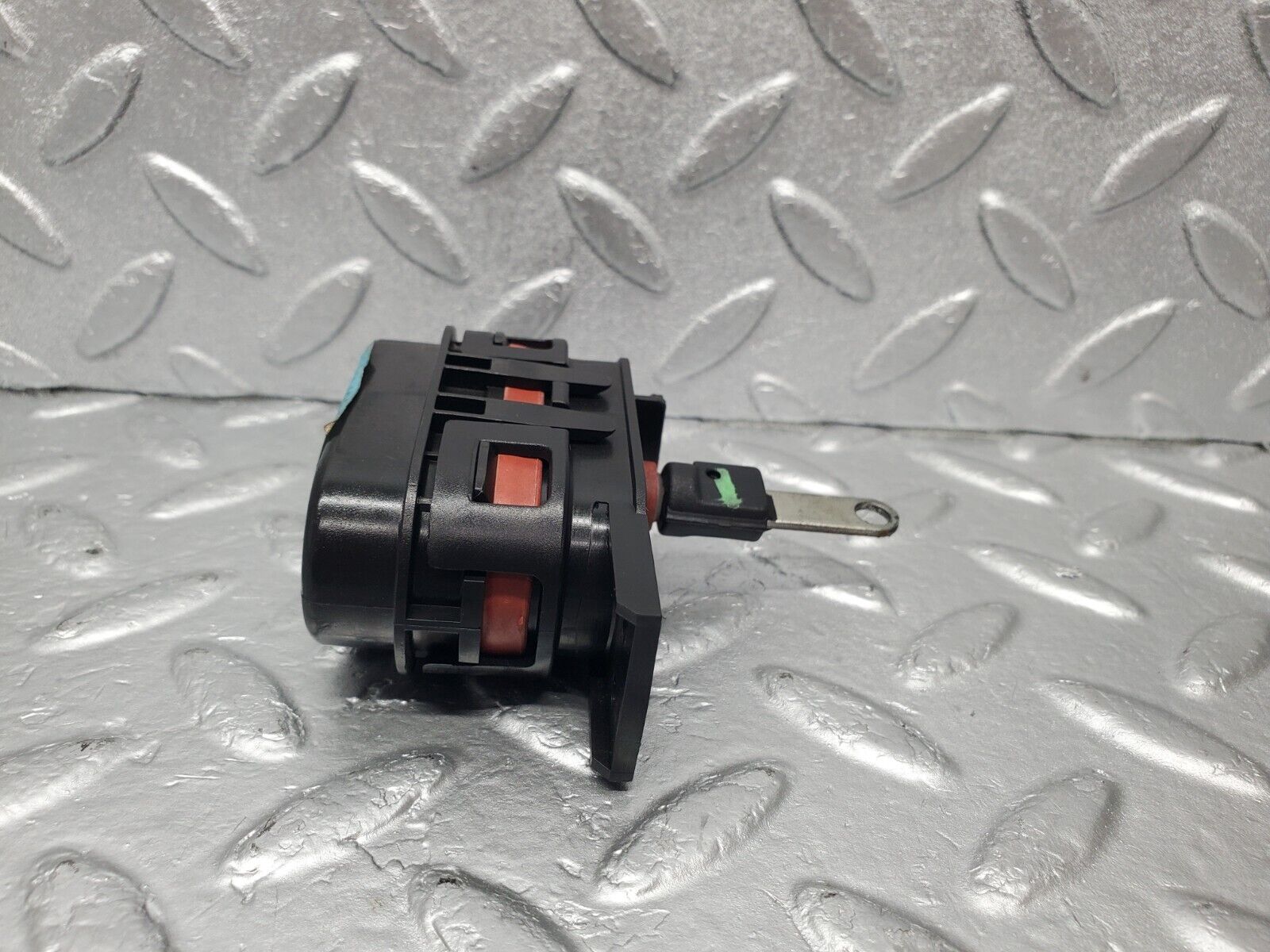 46998 Mercedes-Benz R129 320SL Coupe Heater Box Vacuum Actuator