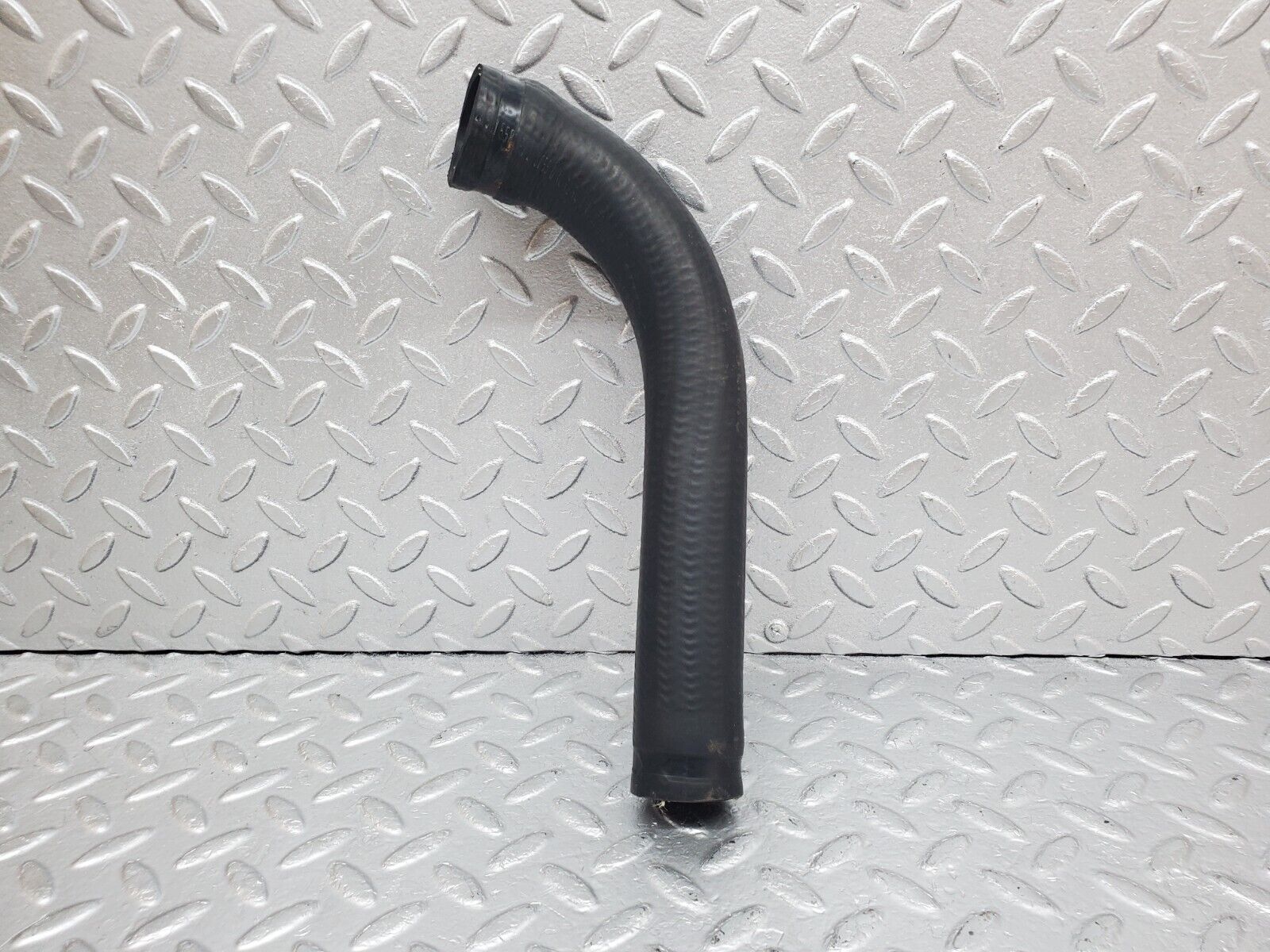 44749 Mercedes-Benz W124 220E Radiator Hose Pipe 1245015582