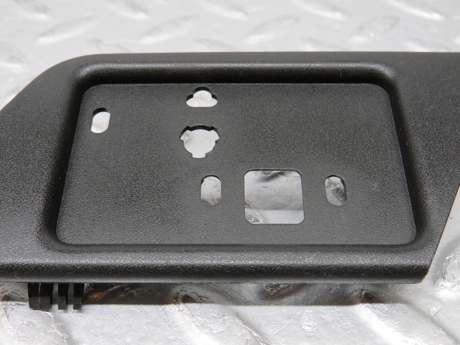 37766 Mercedes-Benz A124 320E Cabriolet Front Left Seat Electric Adjustment Trim A3042LI