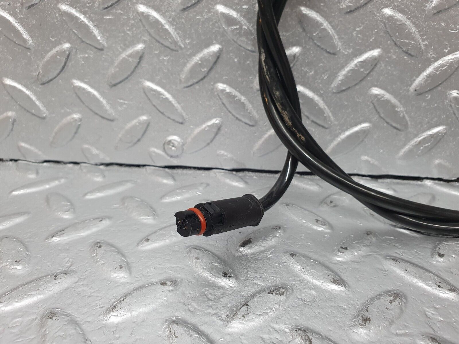 42360 Mercedes-Benz R129 320SL Coupe Suspension Roll Bar Cable 1295400509