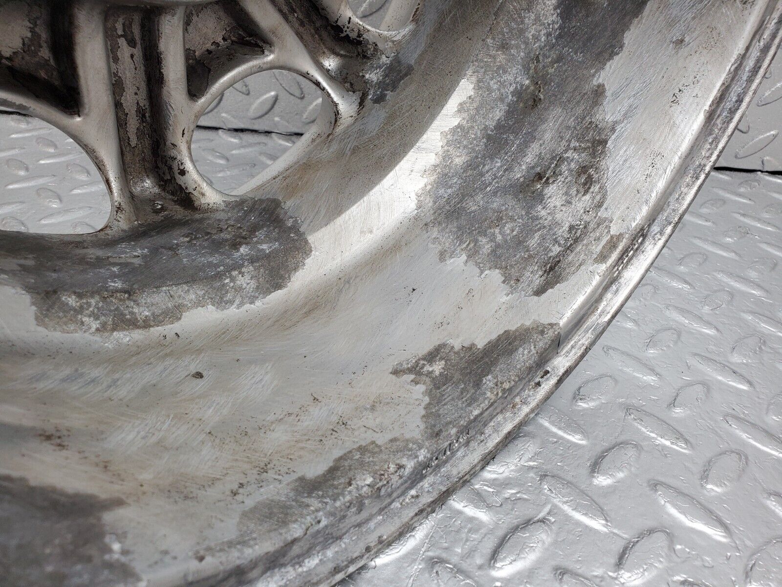45331 Mercedes-Benz R129 Alloy Wheel 7Jx15H2 ET35 KBA42354
