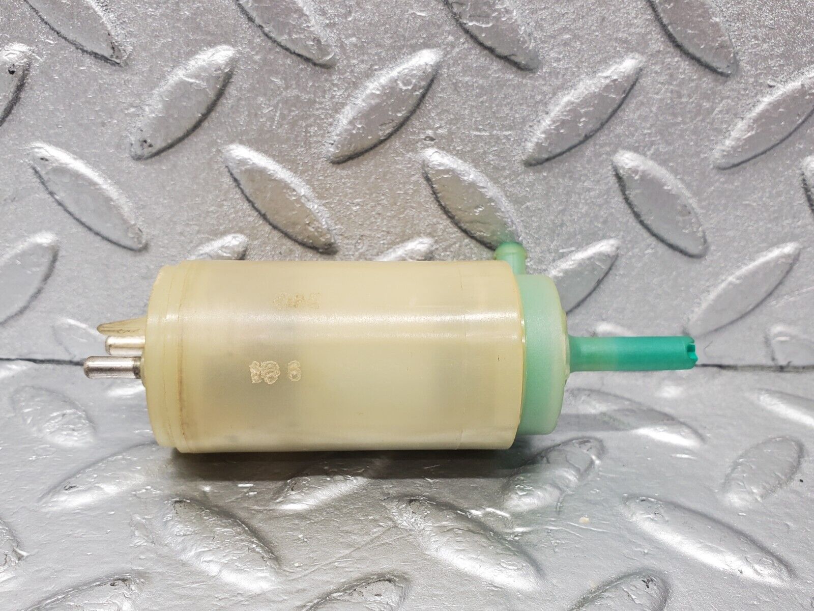 46486 Mercedes-Benz C123 280CE Coupe Windscreen Washer Pump